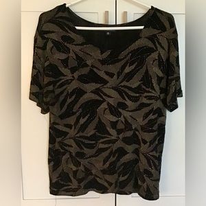 Stunning sparkly BARISAL top.